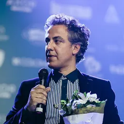 Portrait of Robin Monotti Graziadei