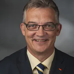 Portrait of Uwe Feiler