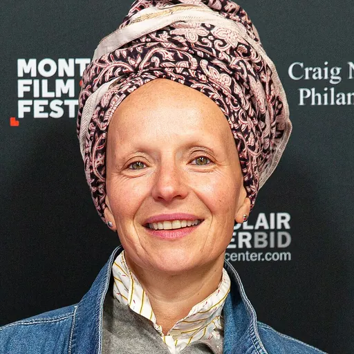 Portrait of Rachel Fleit