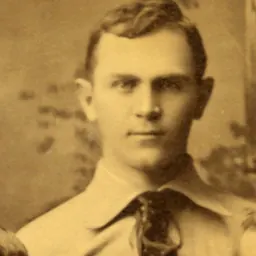 Portrait of Lincoln MacMillan