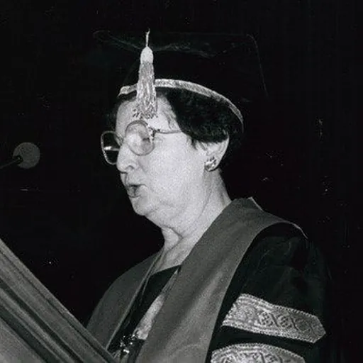 Portrait of Eva Kushner