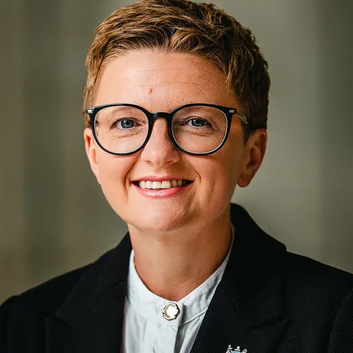 Portrait of Bev Craig