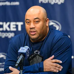 Portrait of Micah Shrewsberry
