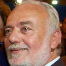 Portrait of Isaías Pérez Saldaña