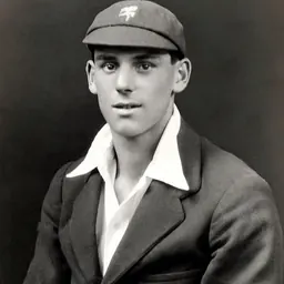 Portrait of Leslie Todd