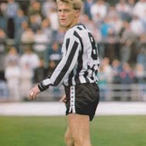 Portrait of Mark Goodwin