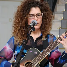 Portrait of Samantha Navarro