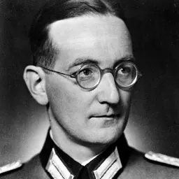 Portrait of Alexis Roenne