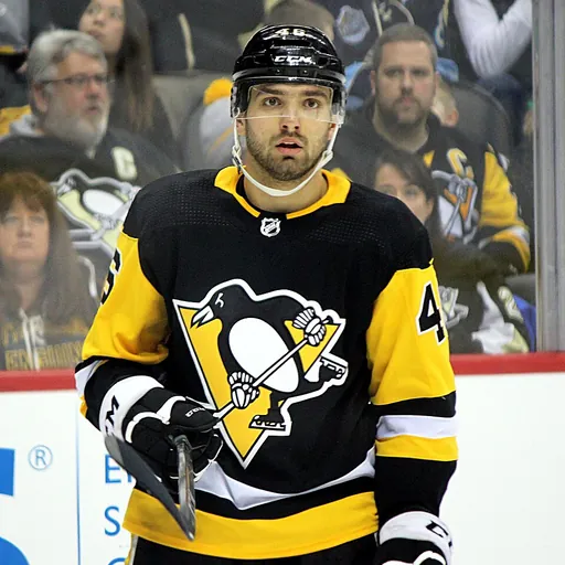 Portrait of Zach Aston-Reese