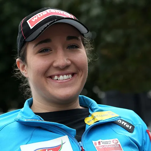Portrait of Claudia Lösch