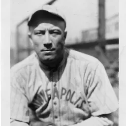 Portrait of Bill Hollahan