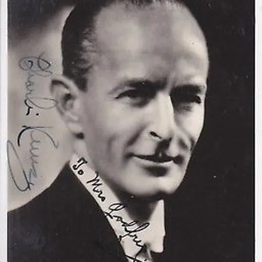 Portrait of Charlie Kunz