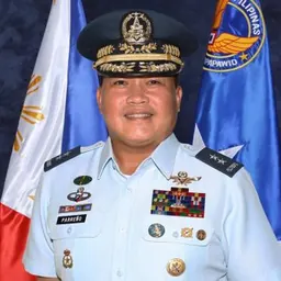 Portrait of Stephen Parreño