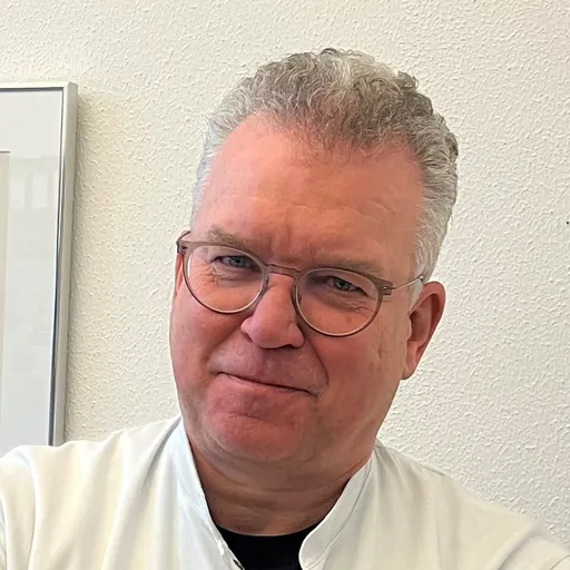 Portrait of Jes Lindholt
