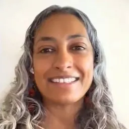 Portrait of Deepa Fernandes