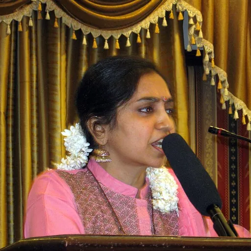 Portrait of Thamizhachi Thangapandian