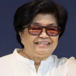 Portrait of Clarita Carlos