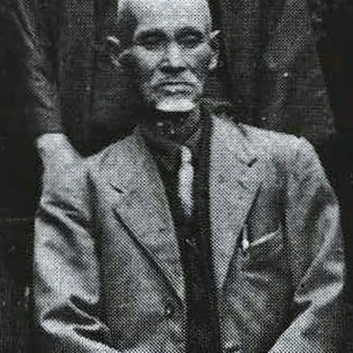 Portrait of Kentsū Yabu