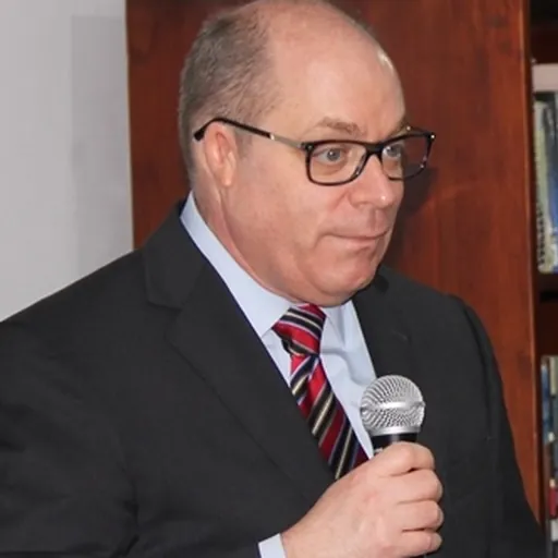 Portrait of Joel Reifman