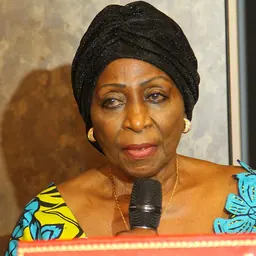 Portrait of Amy Toungara