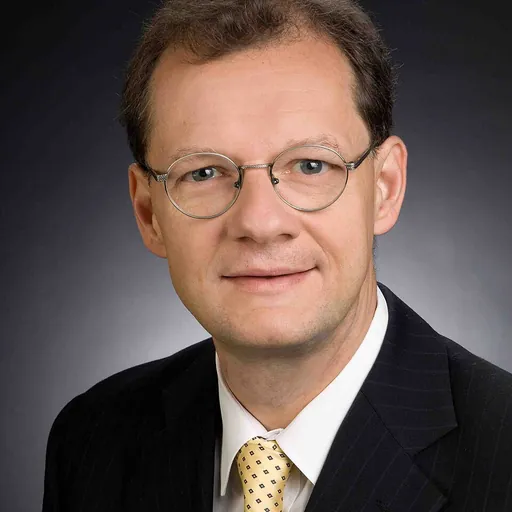 Portrait of Renato Zenobi