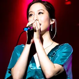 Portrait of Evonne Hsu