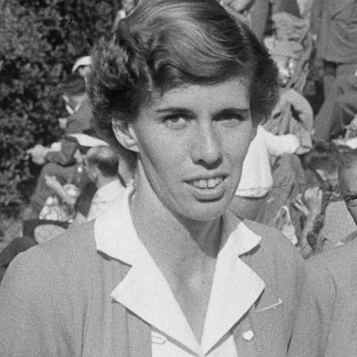 Portrait of Doris Hart