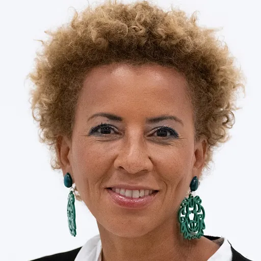 Portrait of Arabella Kiesbauer