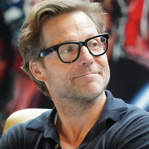 Portrait of Jamie Bamber