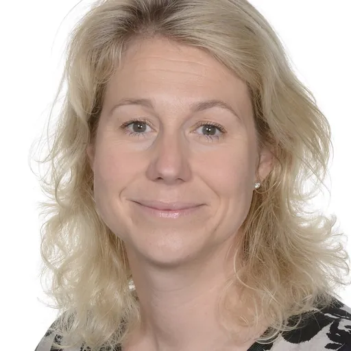 Portrait of Anna Gloyn