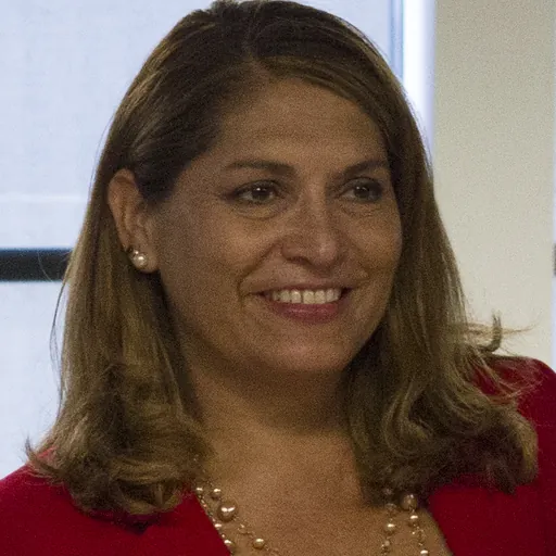 Portrait of Sharon Quirk-Silva