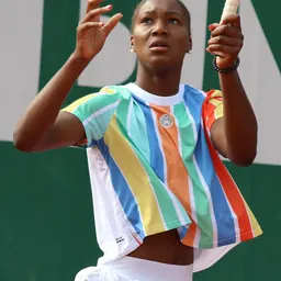 Portrait of Noma Noha Akugue