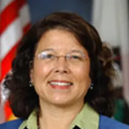 Portrait of Lori Saldaña