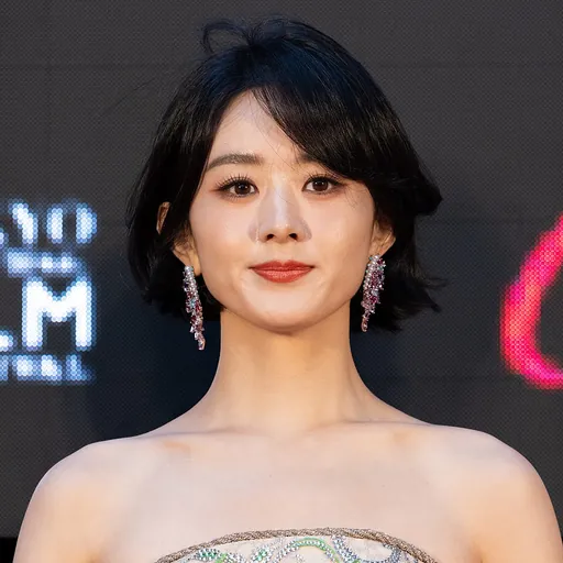 Portrait of Zhao Liying