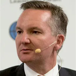 Portrait of Chris Bowen