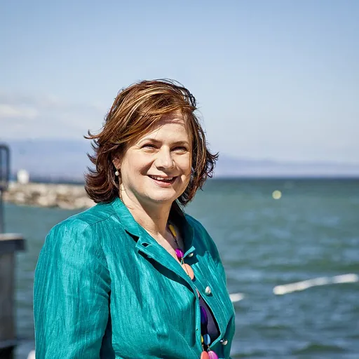 Portrait of Esther Alder
