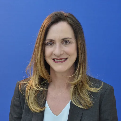 Portrait of Karen Avraham