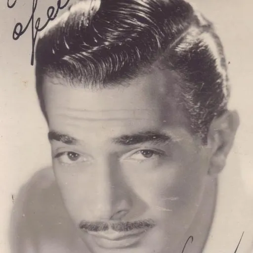 Portrait of Mauricio Garcés