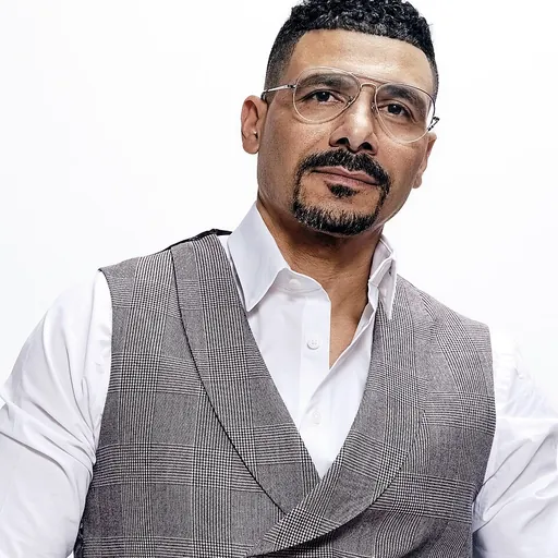 Portrait of Steve Perry