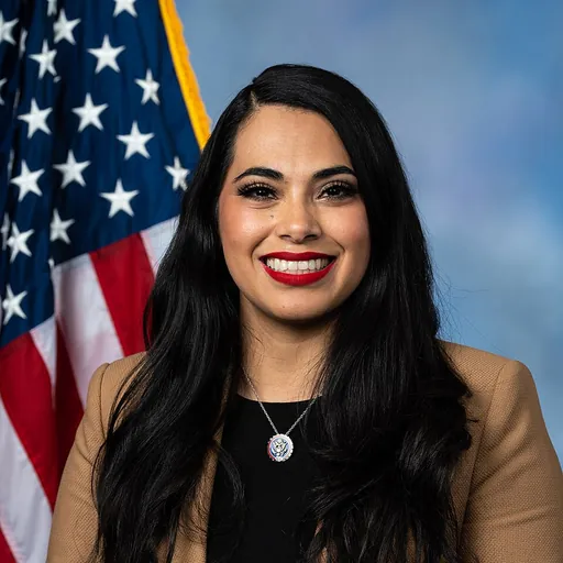 Portrait of Mayra Flores