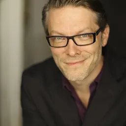 Portrait of Miles Doleac