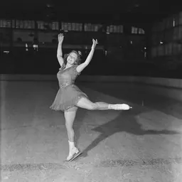 Portrait of Daphne Walker