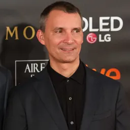 Portrait of Alejandro Hernández