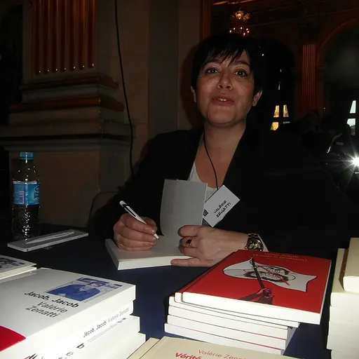 Portrait of Valérie Zenatti