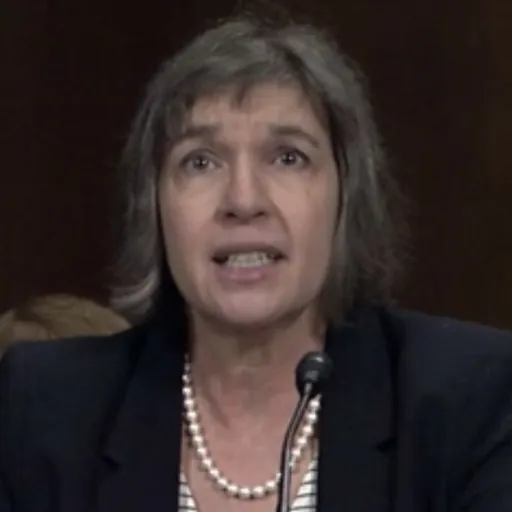 Portrait of Kari A. Dooley