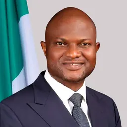 Portrait of Dennis Idahosa