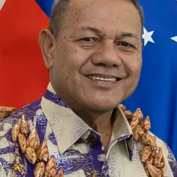 Portrait of Leatinuʻu Wayne Soʻoialo
