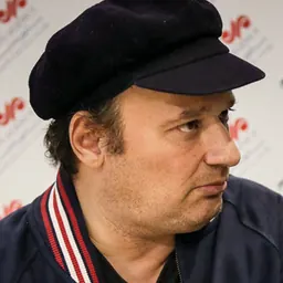 Portrait of Shahram Lasemi