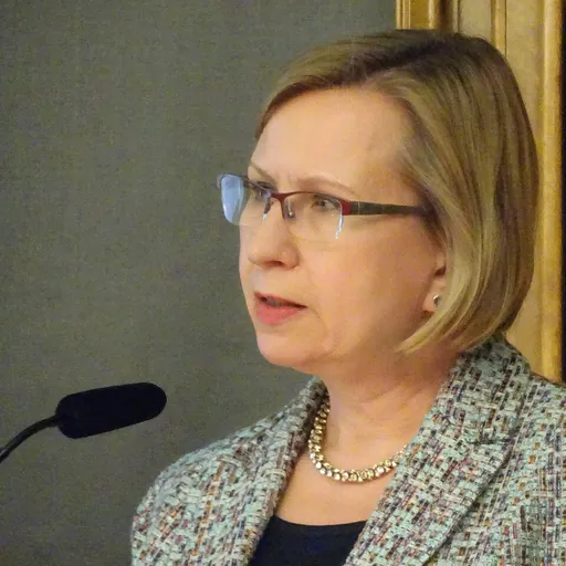 Portrait of Claudia Rapp