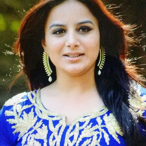Portrait of Pooja Gandhi